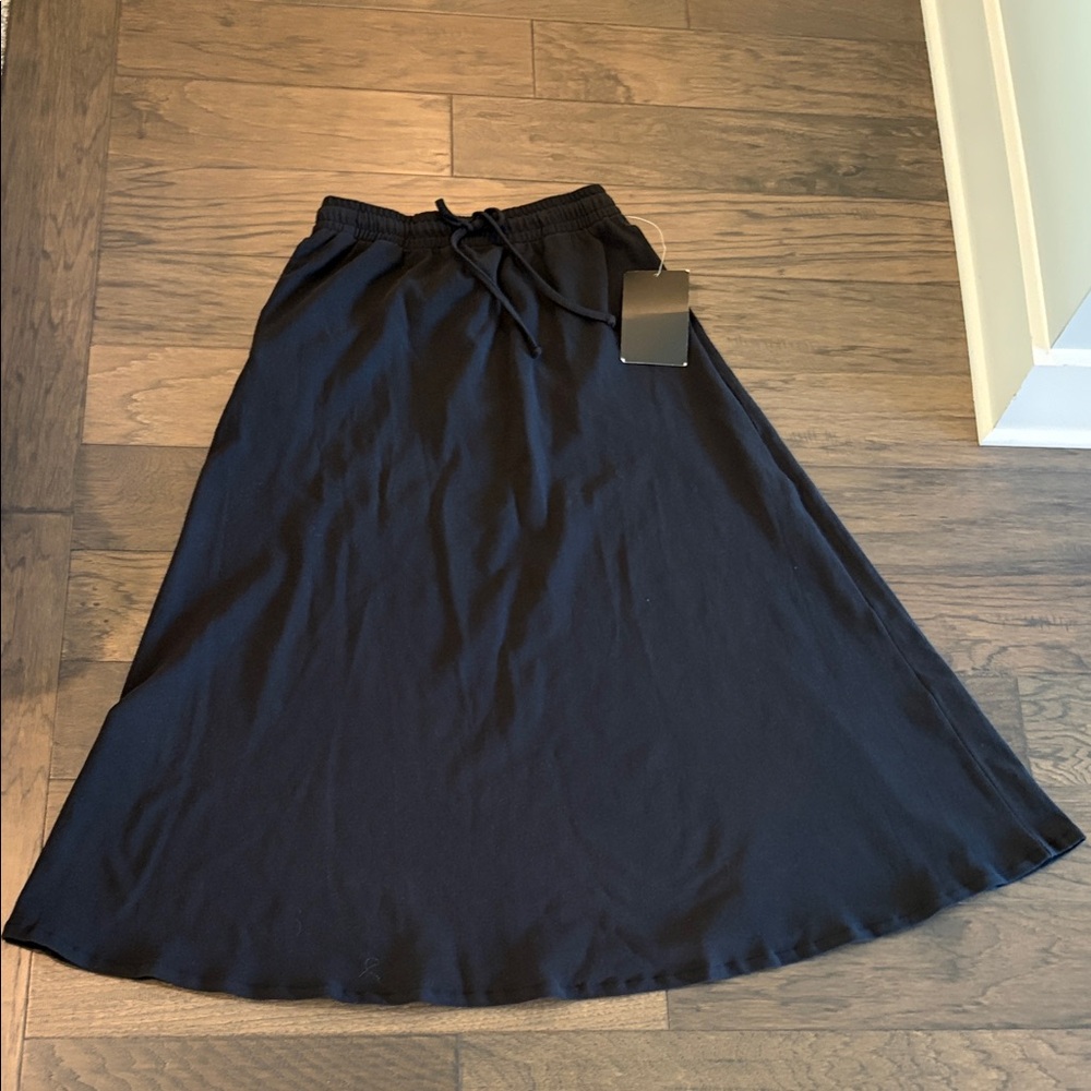 New with Tags Tuckernuck Black Pique Ballard Maxi Skirt Sz S